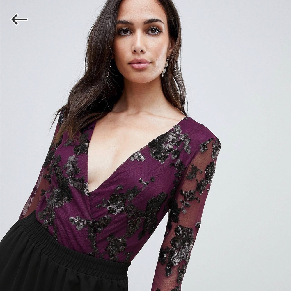 V neck long sleeve body suit with sequin detail